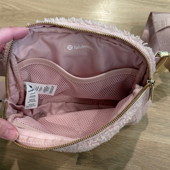Lululemon Athletica Pink Sherpa Crossbody Bag - Picture 3 of 5